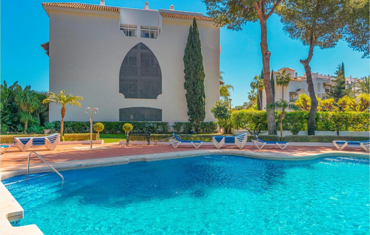 Lovely Apartment In Marbella With Kitchenette Ngoại thất bức ảnh