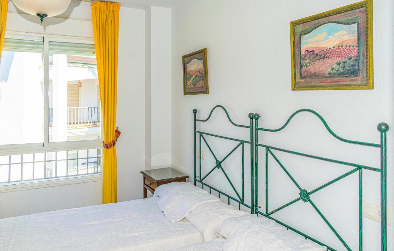 Lovely Apartment In Marbella With Kitchenette Ngoại thất bức ảnh