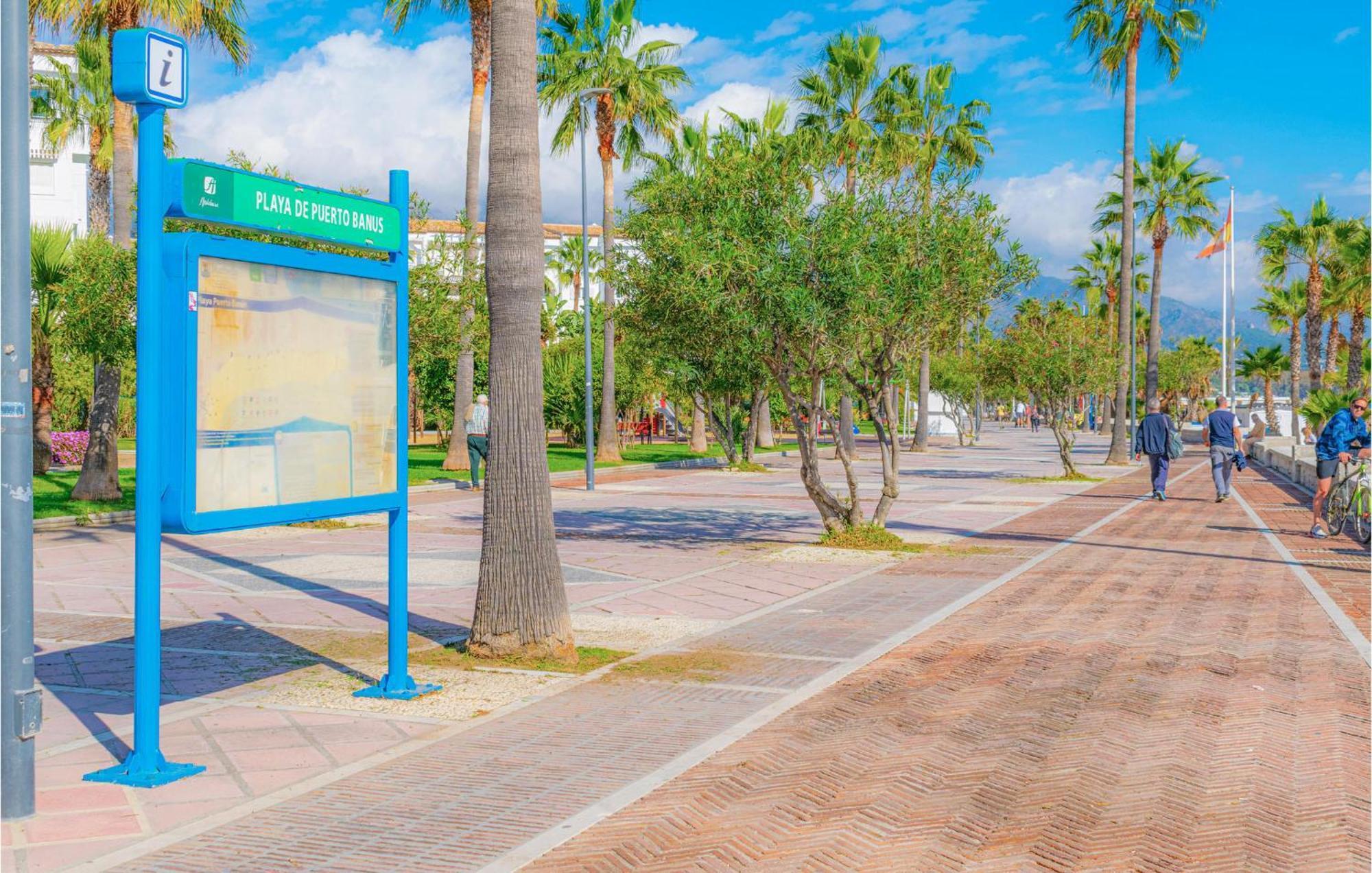 Lovely Apartment In Marbella With Kitchenette Ngoại thất bức ảnh